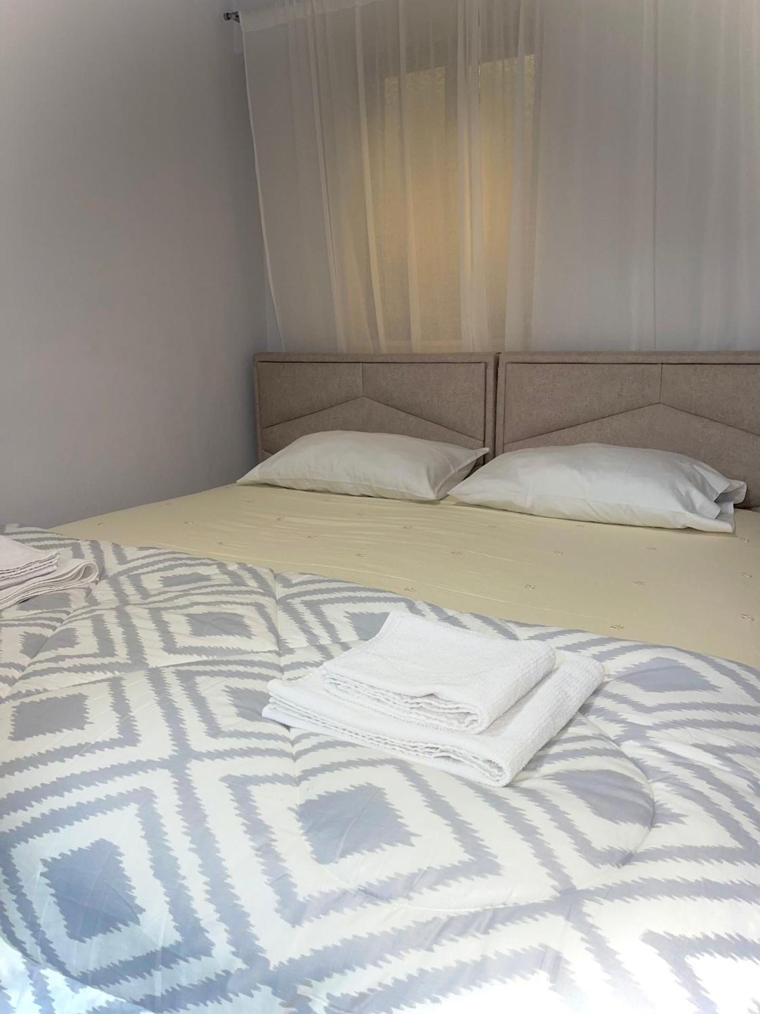 Citynest Apartments, 3-Minute Walk From The Skanderbeg Square 티라나 외부 사진